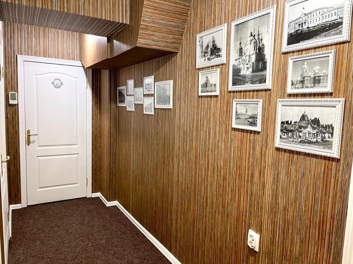 Les Mini Hotel Алма Ата Екстериор снимка