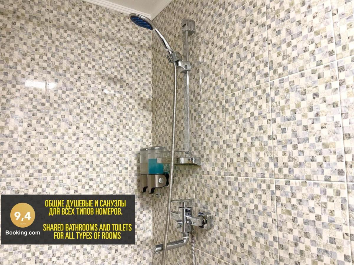 Les Mini Hotel Алма Ата Екстериор снимка
